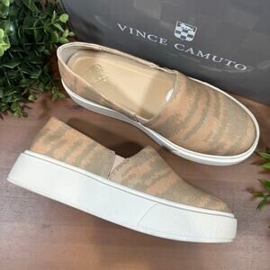 Vince Camuto Women's Abbinna Slip On Platform Fashion Sneakers Size 7.5